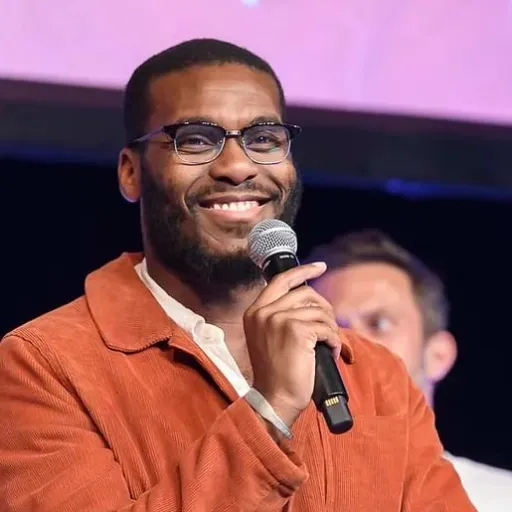 Interview de Jean Eudes Yahouedeou de Seeqle : L'impact de l'IA sur la communication RH moderne